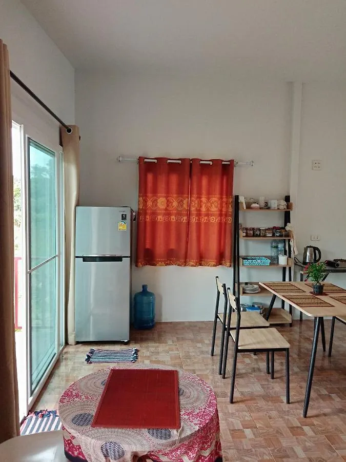 Lanta Dareen Garden Home Ko Lanta Gæstehus